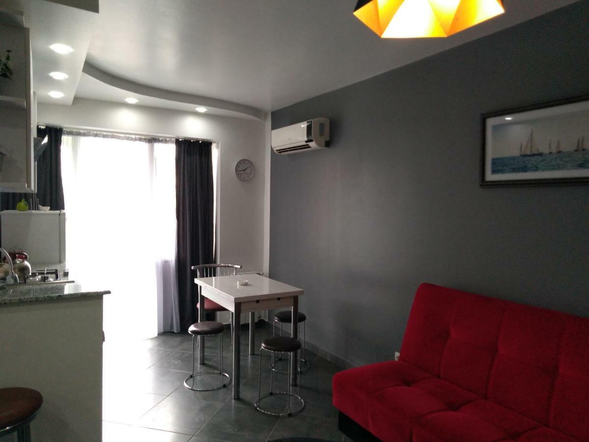 באטומי Apartment Eteri מראה חיצוני תמונה
